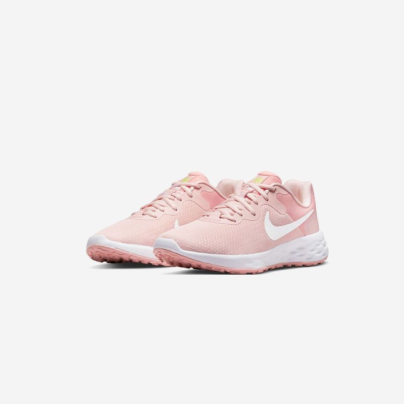 NIKE REVOLUT 7